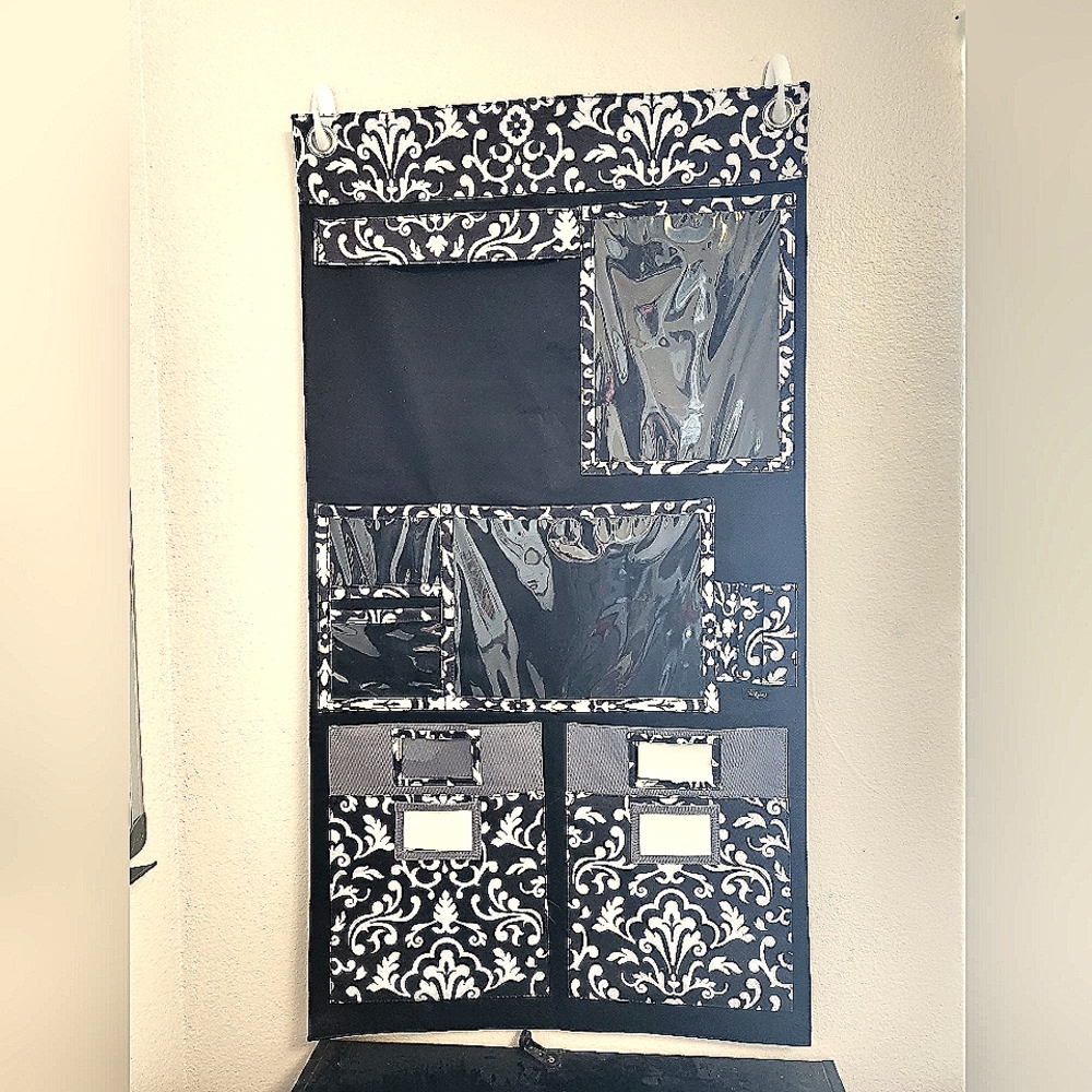 Thirty One Wall Organizer Hang Up Black Parisian